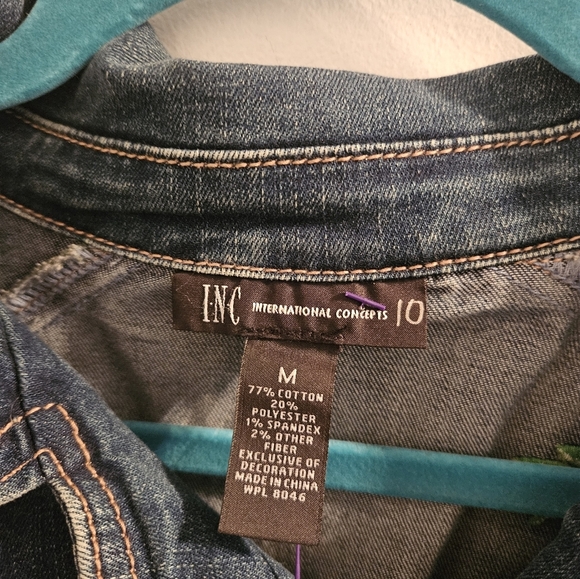 Embroidered Denim Jacket with Floral and Butterfly Design - Picture 3 of 6